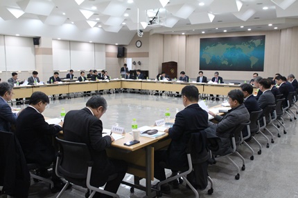 한국제약바이오협회는 18일 서울 방배동 협회 회관에서 2020년도 제1차 이사회를 열어 2020년도 사업계획과 103억 2,423만원의 예산안, 지난해 사업실적을 의결했다.